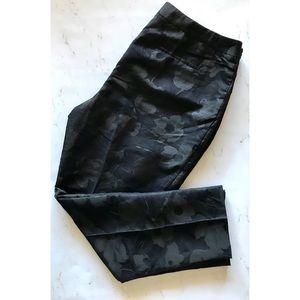 Talbots Heritage Black Floral Pants Size 16